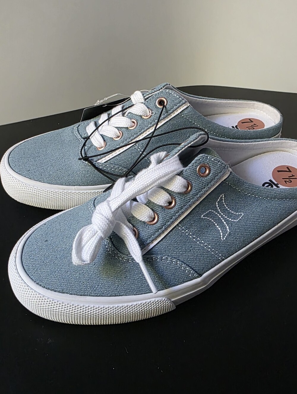 Hurley Kayo lace mule size 7.5 light blue - Picture 4 of 8